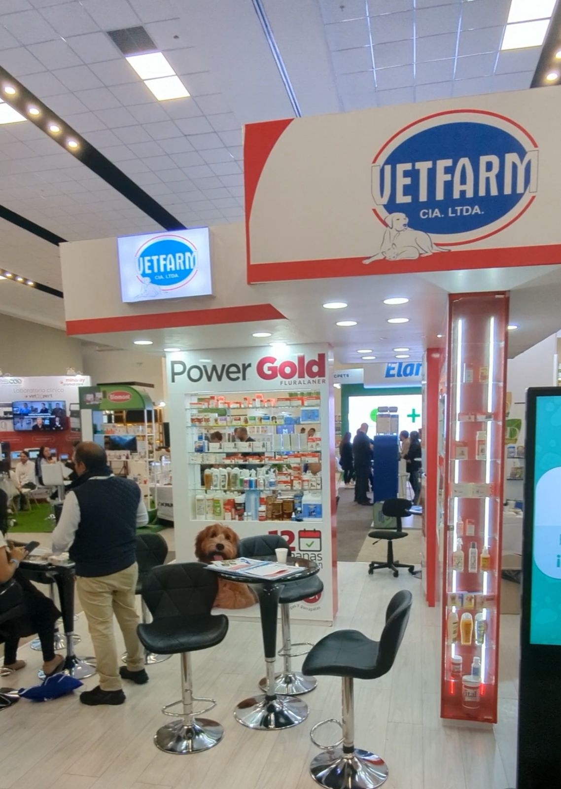 Stand Vetfarm durante el congreso felino