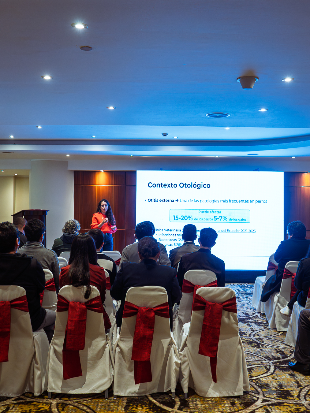 Equipo Vetfarm presente en el lanzamiento